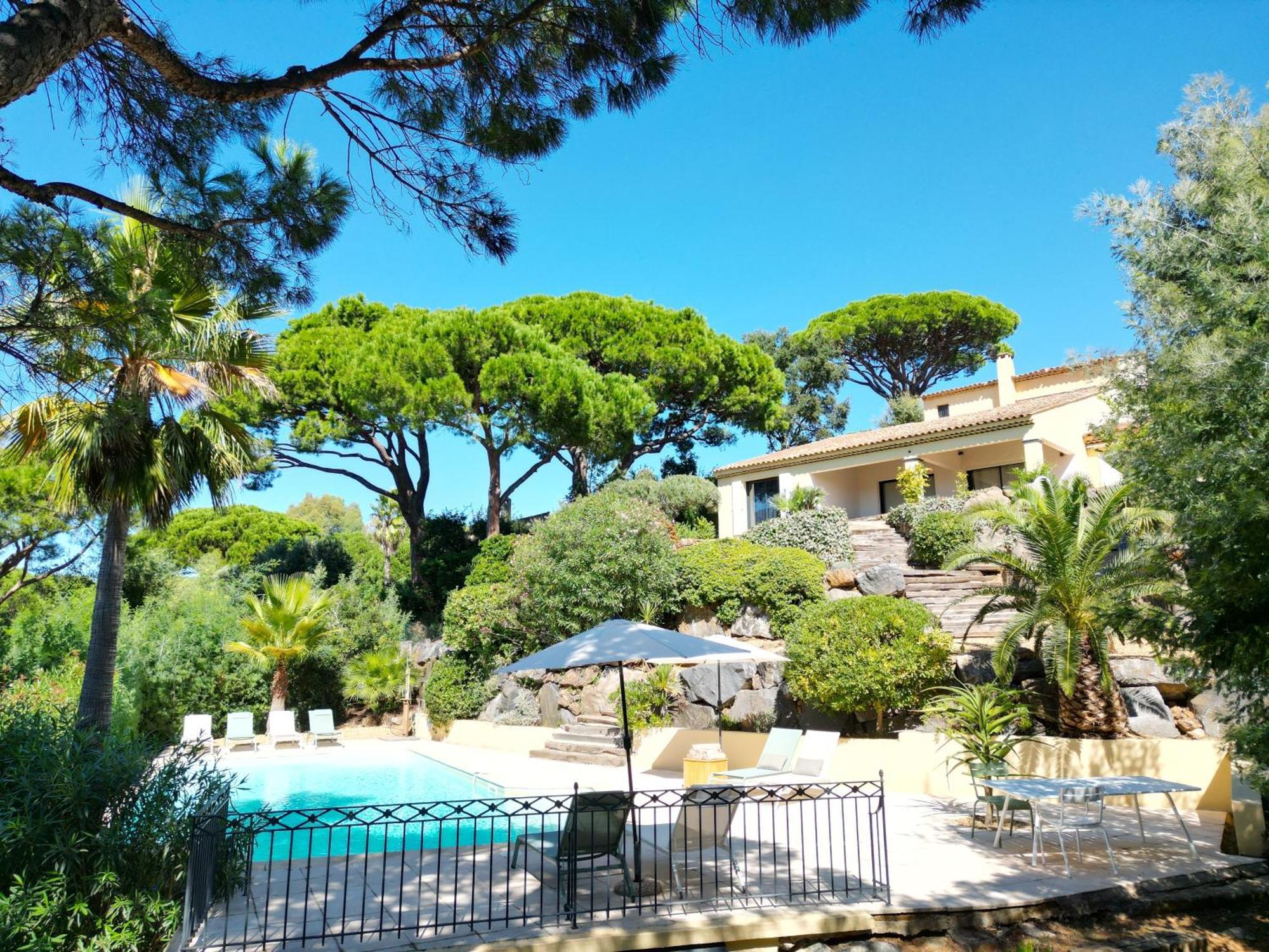 Villa Boca A Gigaro - Avec Vue Et Piscine Chauffee La Croix-Valmer Exterior photo
